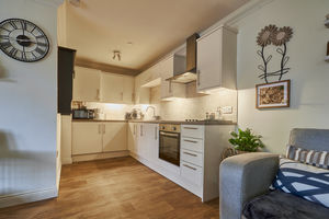 Kitchen Diner- click for photo gallery